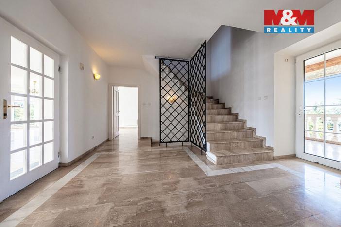 Pronájem rodinného domu, Říčany - Radošovice, Mozartova, 395 m2