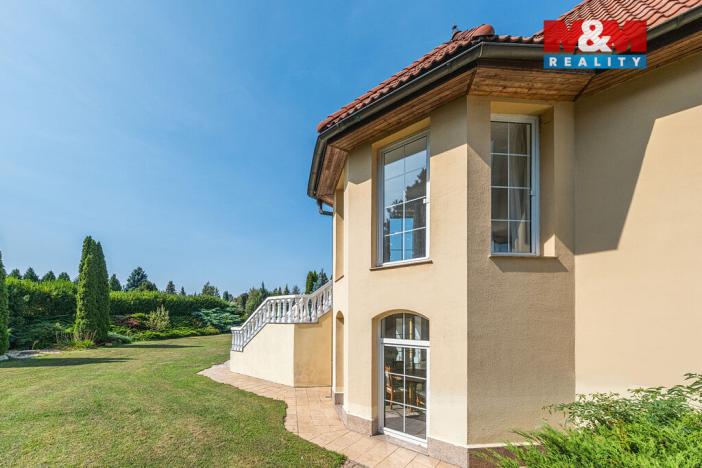 Pronájem rodinného domu, Říčany - Radošovice, Mozartova, 395 m2