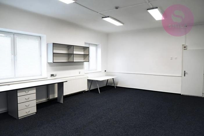 Pronájem kanceláře, Ostrava, Hladnovská, 250 m2