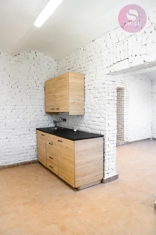 Pronájem kanceláře, Ostrava, Hladnovská, 250 m2