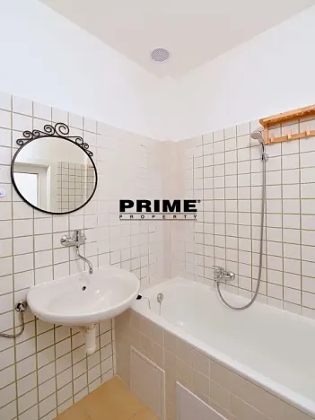 Pronájem bytu 2+kk, Praha - Vinohrady, Lucemburská, 50 m2