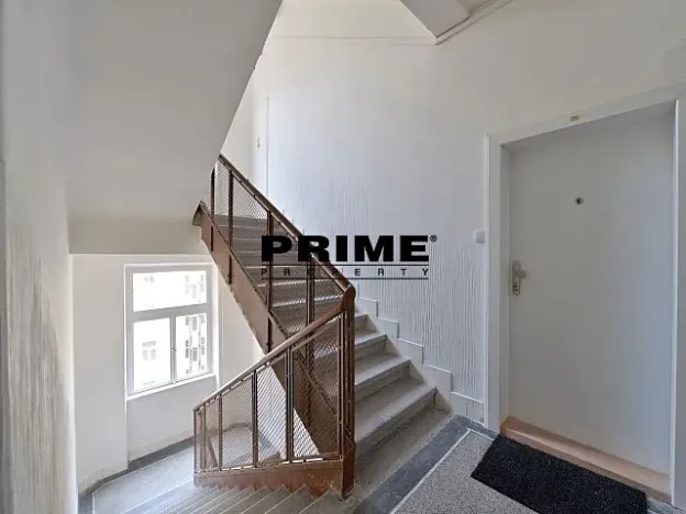 Pronájem bytu 2+kk, Praha - Vinohrady, Lucemburská, 50 m2