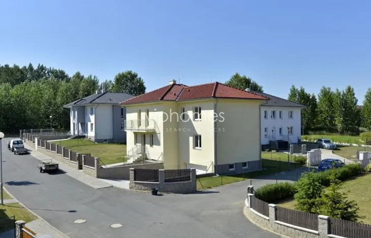 Pronájem vily, Průhonice, Pod Valem II., 335 m2