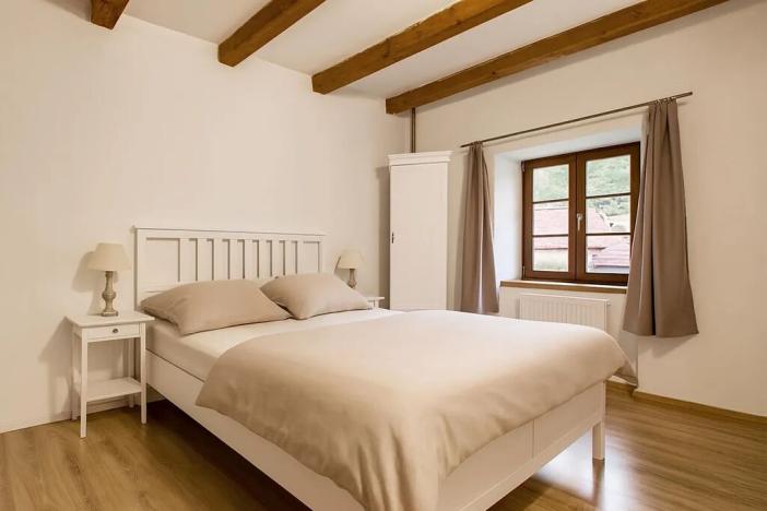 Prodej ubytování, Křivoklát, 190 m2