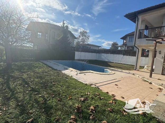 Prodej rodinného domu, Pomorie, Bulharsko, 146 m2