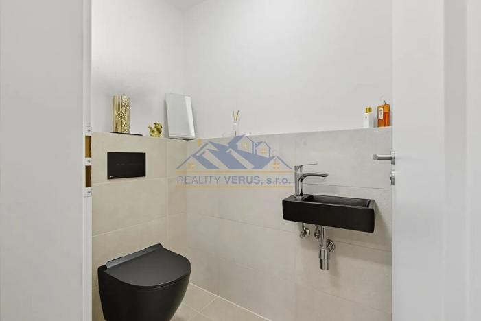 Pronájem bytu 3+kk, Beroun, U Židovského hřbitova, 77 m2