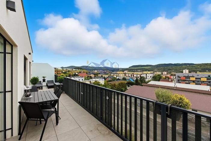 Pronájem bytu 3+kk, Beroun, U Židovského hřbitova, 77 m2