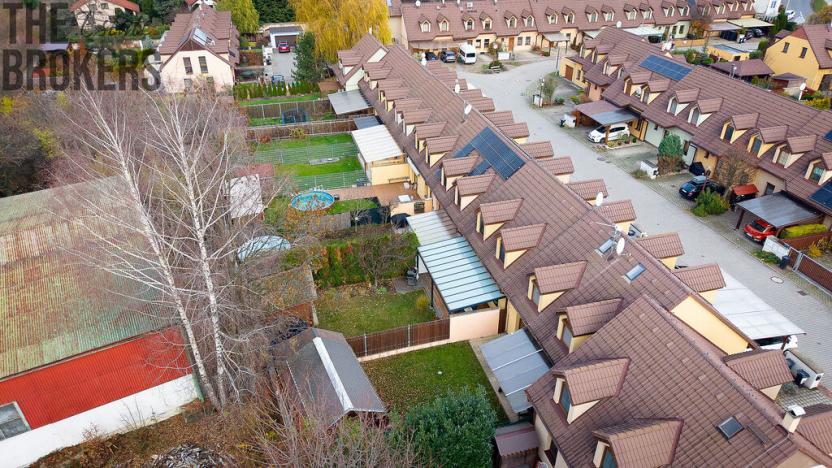 Prodej rodinného domu, Líbeznice, Ve Dvoře, 104 m2