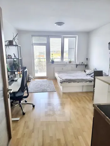 Prodej bytu 1+kk, Praha - Vysočany, Podkovářská, 39 m2