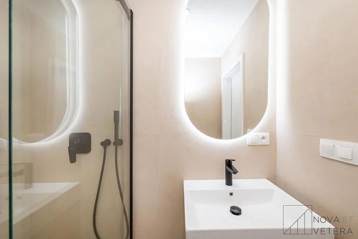 Prodej bytu 5+kk, Praha - Bohnice, Feřtekova, 88 m2