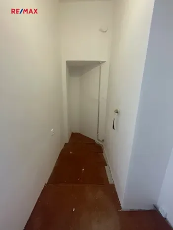 Pronájem obchodního prostoru, Praha - Libeň, Sokolovská, 34 m2