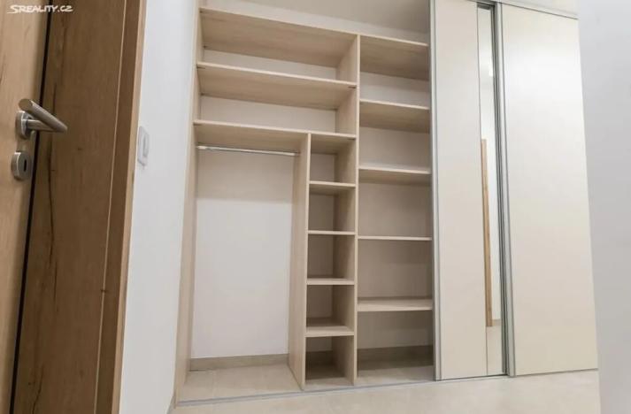 Pronájem bytu 2+kk, Praha - Strašnice, Zvěřinova, 60 m2