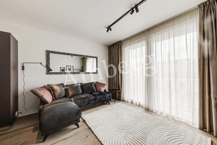 Pronájem bytu 1+kk, Praha - Karlín, Křižíkova, 34 m2