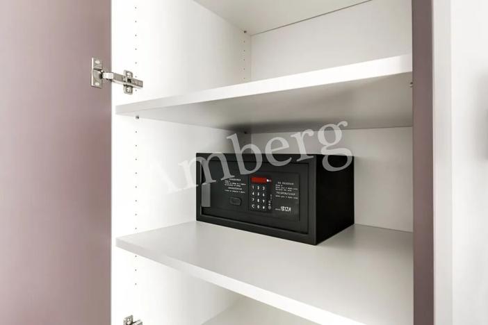 Pronájem bytu 1+kk, Praha - Karlín, Křižíkova, 34 m2