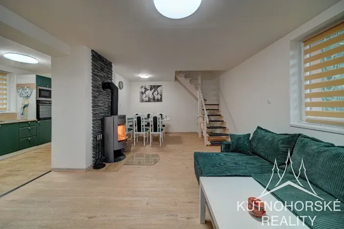 Prodej chaty, Červené Janovice, 80 m2