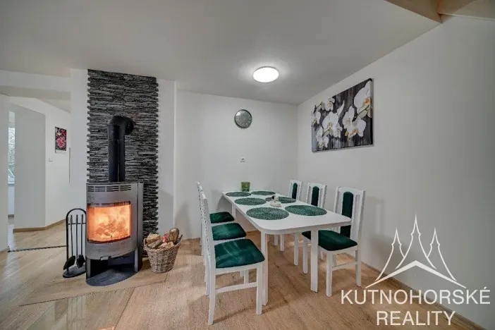 Prodej chaty, Červené Janovice, 80 m2