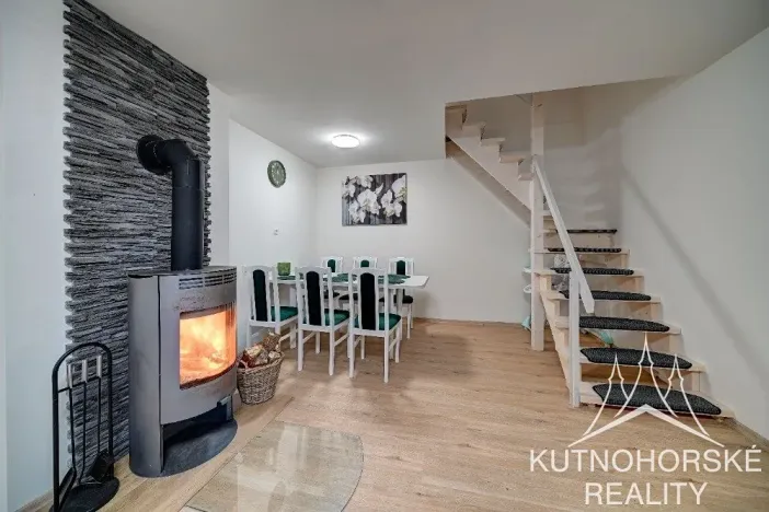 Prodej chaty, Červené Janovice, 80 m2