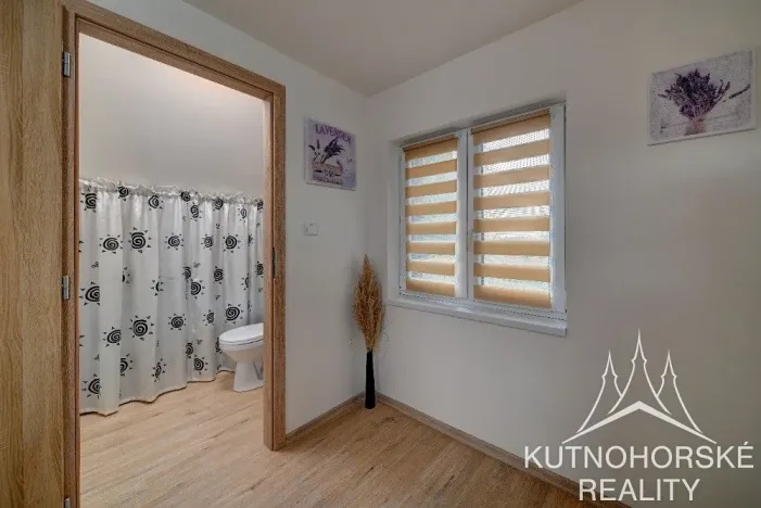 Prodej chaty, Červené Janovice, 80 m2