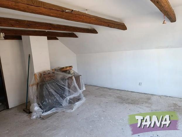 Prodej rodinného domu, Nové Dvory, Masarykovo nám., 120 m2