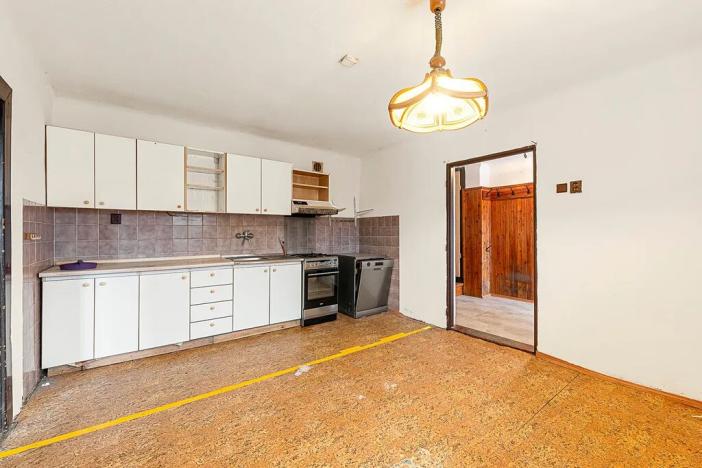 Prodej rodinného domu, Buš, 372 m2