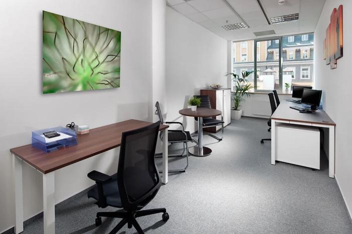 Pronájem kanceláře, Zlín, Kvítková, 33 m2