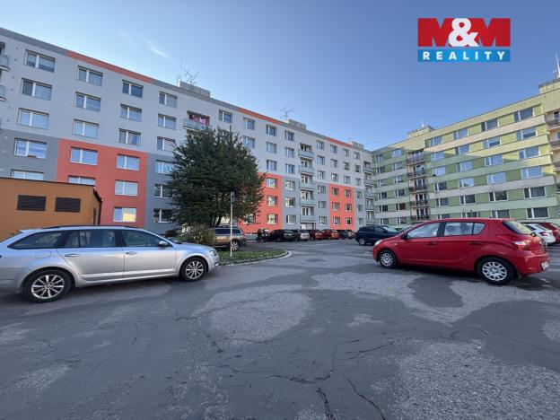 Pronájem bytu 2+1, Trutnov - Střední Předměstí, Papírenská, 61 m2