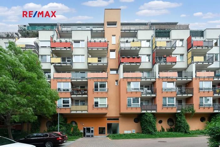 Pronájem bytu 2+kk, Praha - Vysočany, Pod Harfou, 55 m2