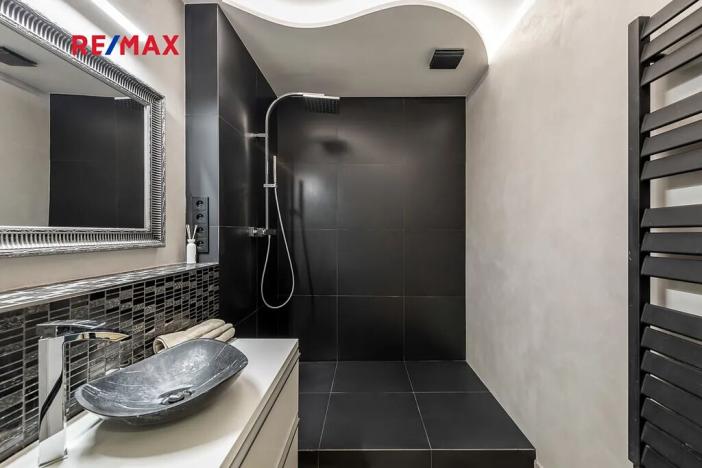 Pronájem bytu 2+kk, Praha - Vysočany, Pod Harfou, 55 m2