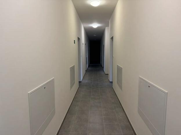 Pronájem bytu 1+kk, Milovice, Slepá, 23 m2