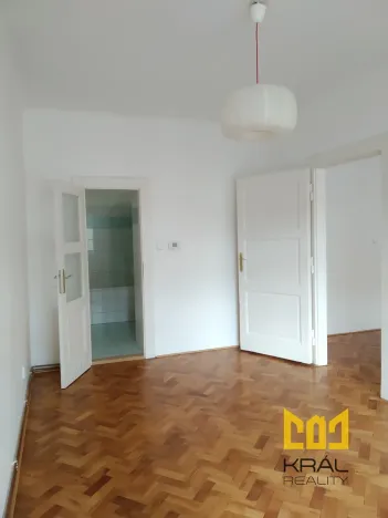 Pronájem bytu 2+1, Praha - Smíchov, Grafická, 57 m2