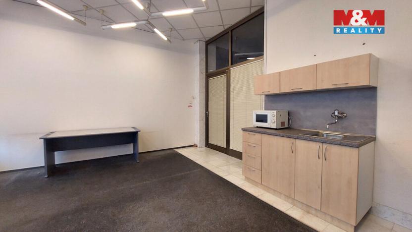 Pronájem obchodního prostoru, Ústí nad Orlicí, T. G. Masaryka, 15 m2