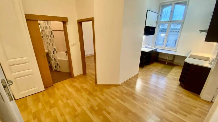 Pronájem bytu 2+1, Brno, Jana Uhra, 73 m2