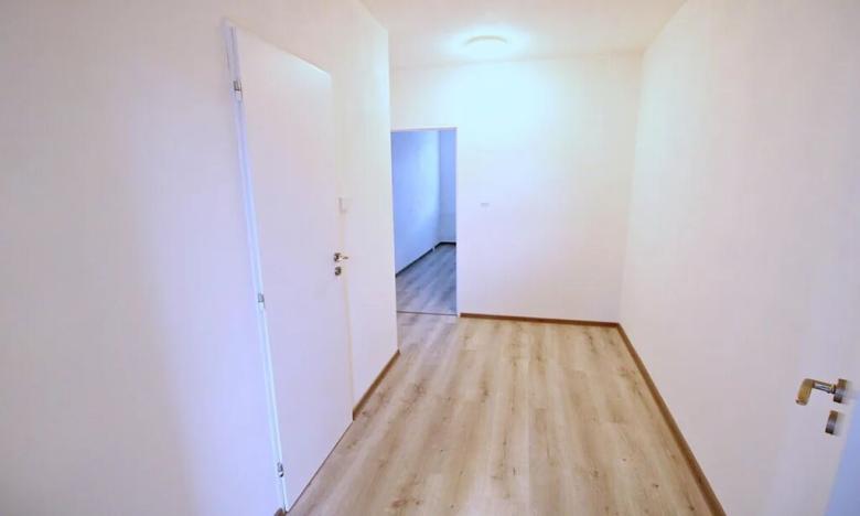 Prodej bytu 2+kk, Praha - Střížkov, Roudnická, 56 m2