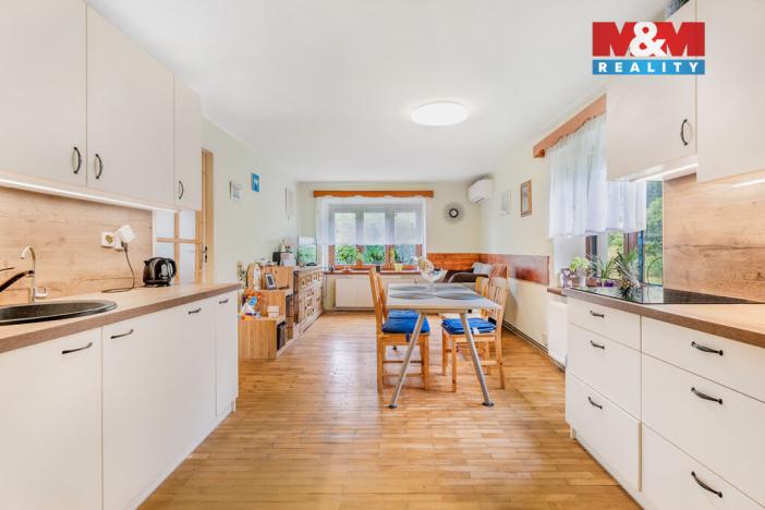 Prodej rodinného domu, Pěnčín, 323 m2