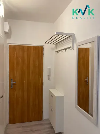 Pronájem bytu 1+kk, Chodov, Jiráskova, 19 m2