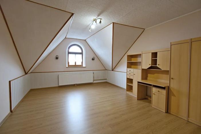 Pronájem bytu 3+1, Domažlice, Msgre. B. Staška, 127 m2