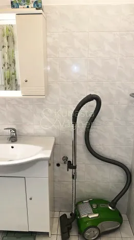 Pronájem bytu 1+1, Chrudim, Husova, 37 m2