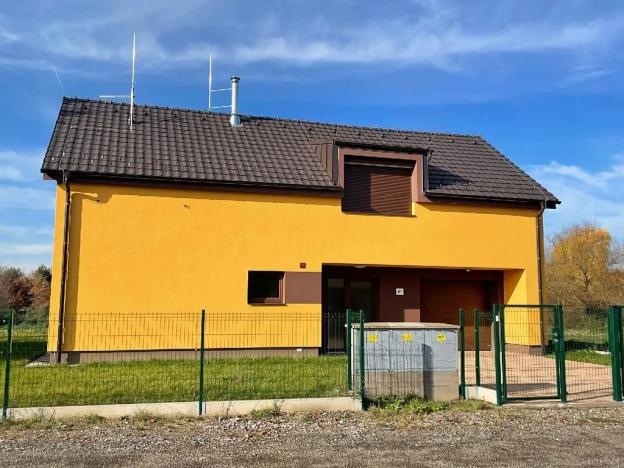 Pronájem rodinného domu, Pardubice, 28. října, 262 m2