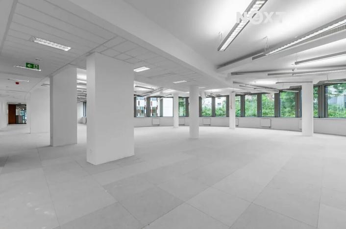 Pronájem kanceláře, Praha - Nusle, Lomnického, 208 m2