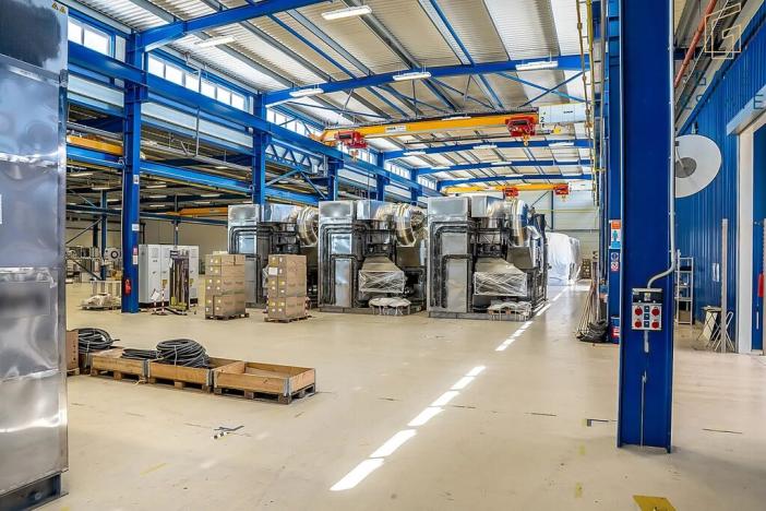 Pronájem výrobních prostor, Hrušky, Na aleji, 6941 m2