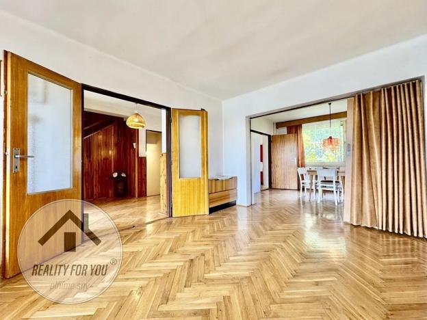 Prodej rodinného domu, Rovensko pod Troskami, Riegrova, 220 m2