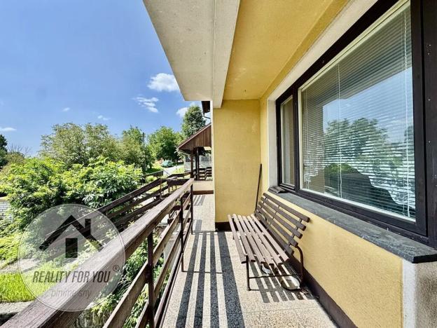 Prodej rodinného domu, Rovensko pod Troskami, Riegrova, 220 m2