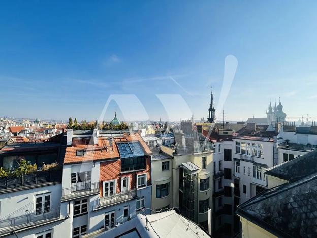 Pronájem kanceláře, Praha - Josefov, Pařížská, 222 m2