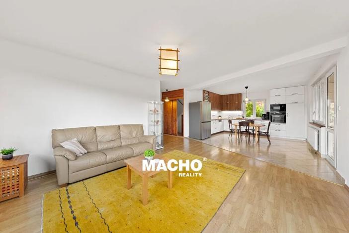 Prodej rodinného domu, Řitka, U vodojemu, 333 m2