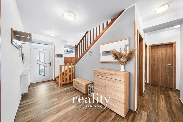 Pronájem rodinného domu, Únanov, 197 m2