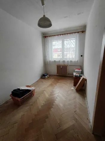 Prodej bytu 3+1, Ostrov, Seifertova, 60 m2