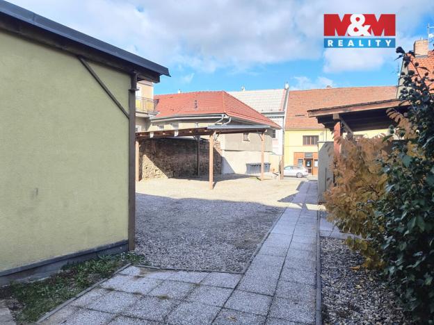 Pronájem obchodního prostoru, Slaný, Husova, 83 m2