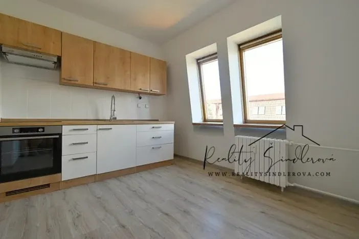 Prodej bytu 2+1, Hranice, Obránců míru, 60 m2