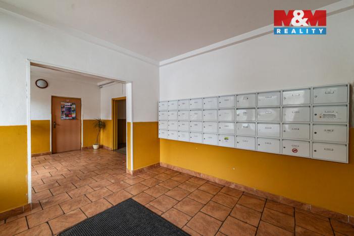 Pronájem bytu 3+1, Karlovy Vary, Krymská, 45 m2