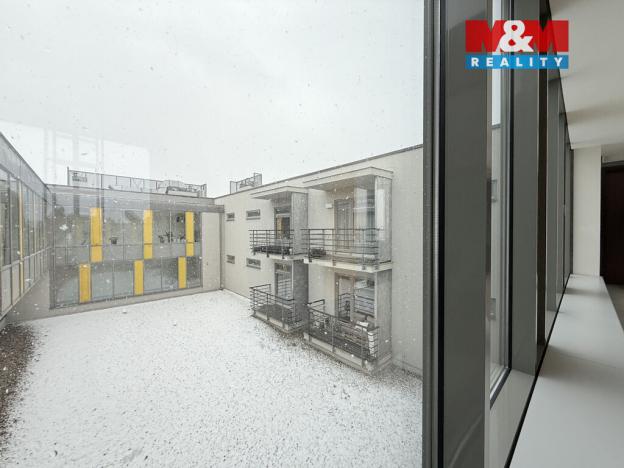 Pronájem bytu 3+kk, Dolní Břežany, Náměstí Na Sádkách, 91 m2